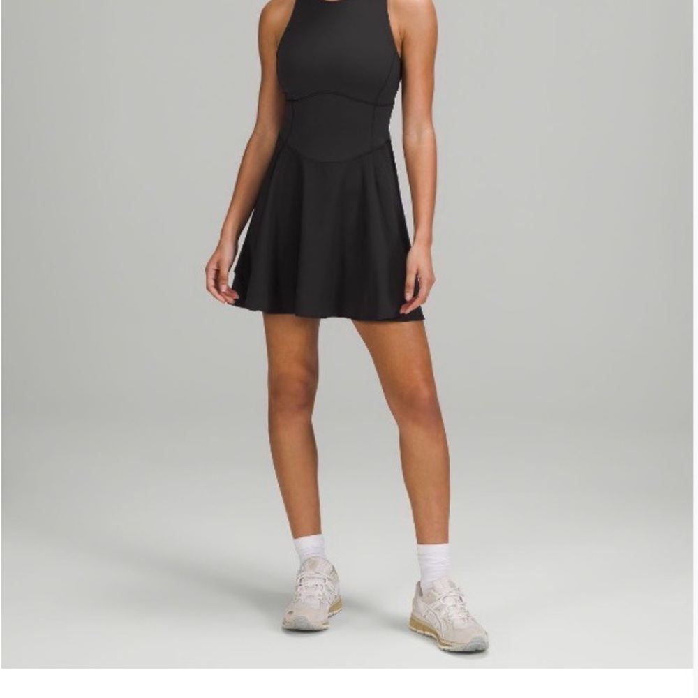 Lululemon court crush tennis dress sz 10
